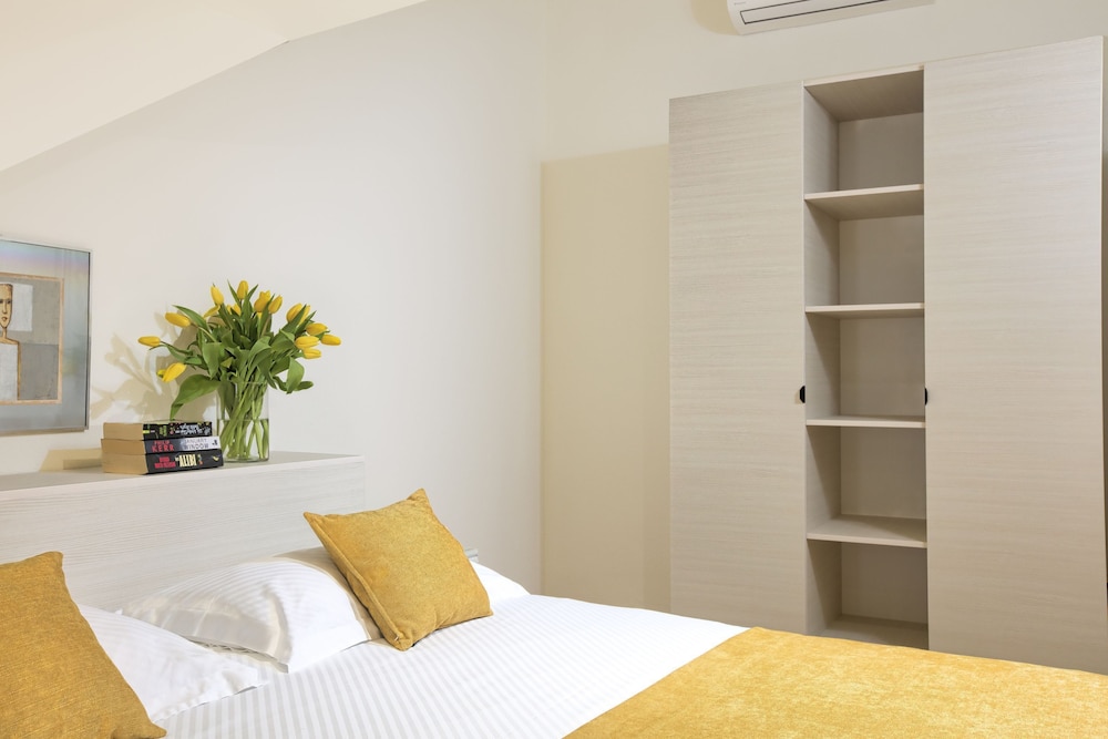 Palmotta Palace — Hotel rooms in Dubrovnik, Dubrovnik-Neretva
