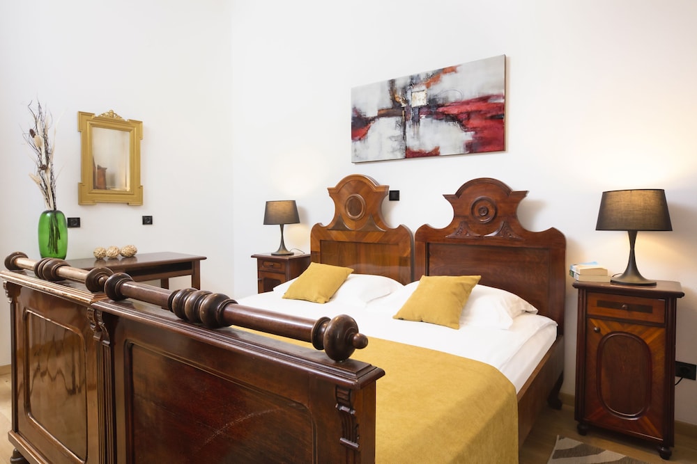 Palmotta Palace — Hotel rooms in Dubrovnik, Dubrovnik-Neretva