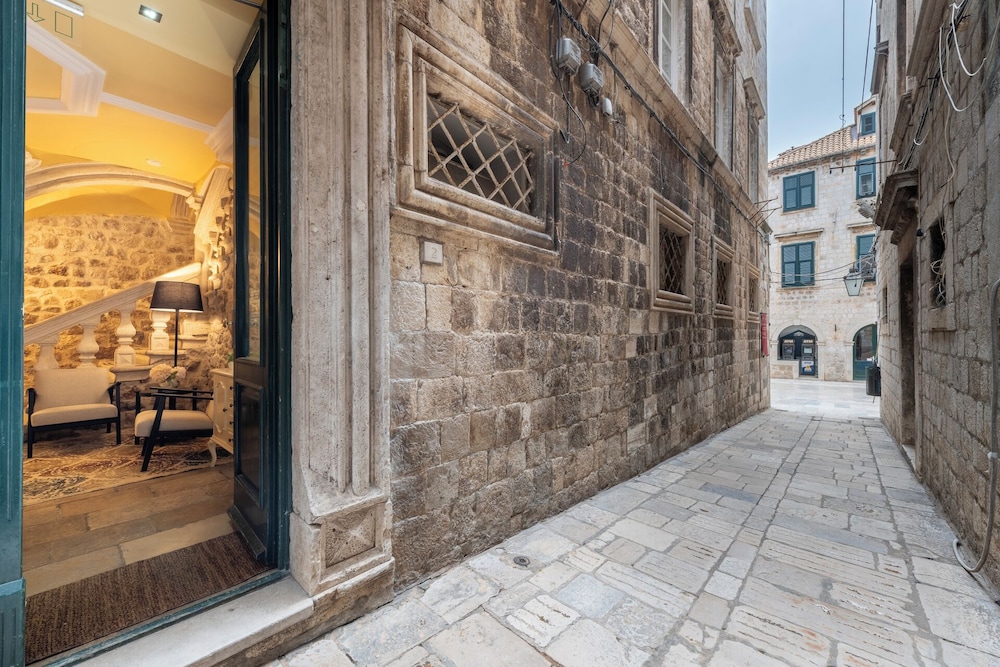 Palmotta Palace — Hotel building in Dubrovnik, Dubrovnik-Neretva