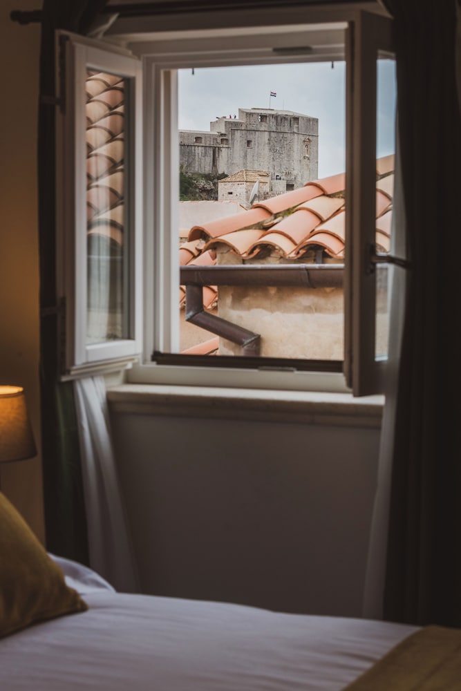 Palmotta Palace — Hotel rooms in Dubrovnik, Dubrovnik-Neretva