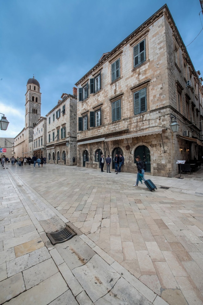Palmotta Palace — Attractions in the area in Dubrovnik, Dubrovnik-Neretva