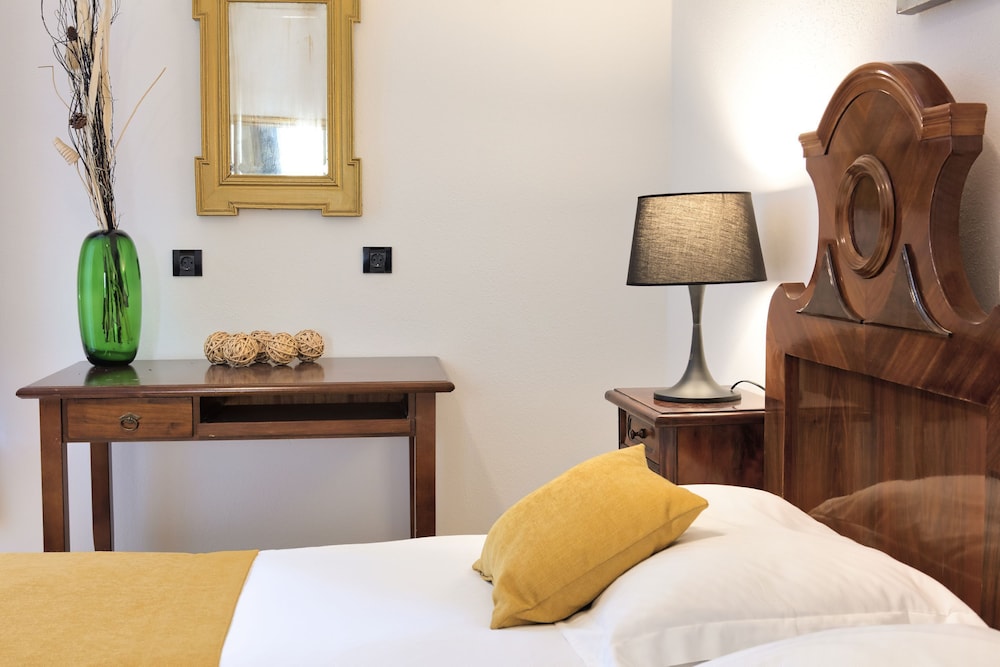 Palmotta Palace — Hotel rooms in Dubrovnik, Dubrovnik-Neretva