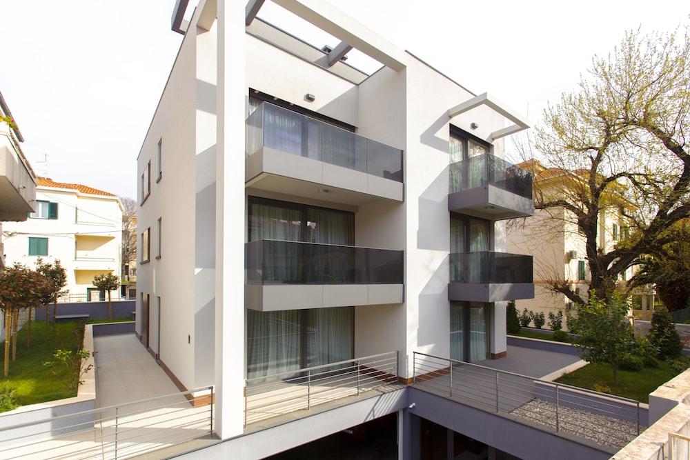 Residence by Vestibul Palace — Hotel building in Split, Split-Dalmatia