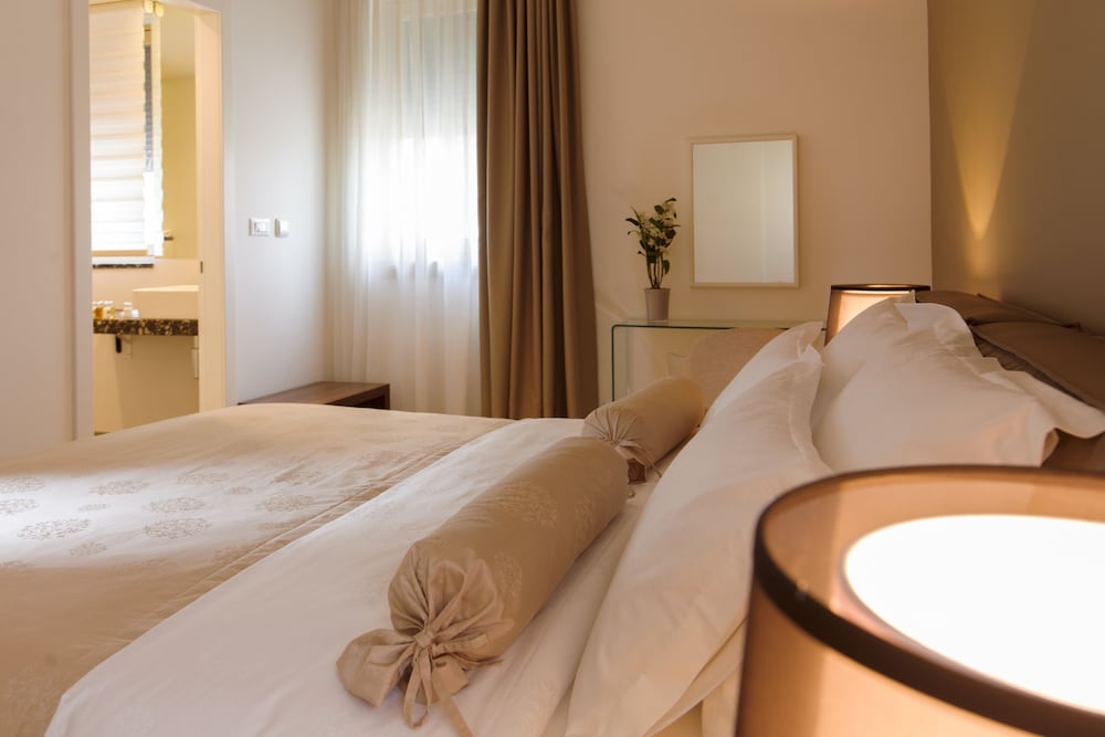 Residence by Vestibul Palace — Hotel rooms in Split, Split-Dalmatia
