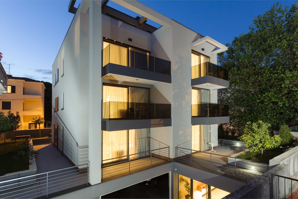 Residence by Vestibul Palace — Main photo in Split, Split-Dalmatia