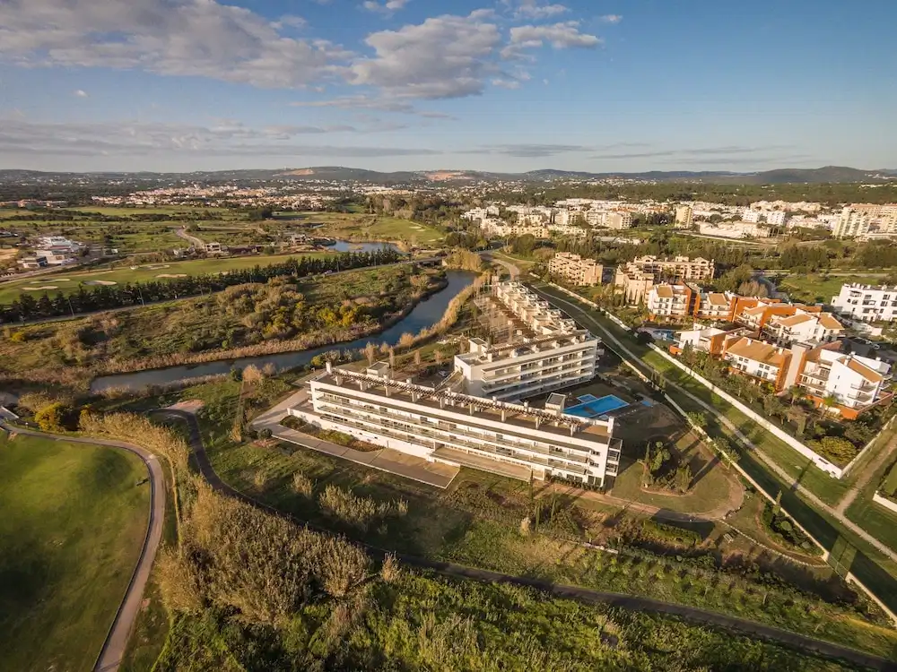 Laguna Vilamoura — Hotel building in Vilamoura, Faro