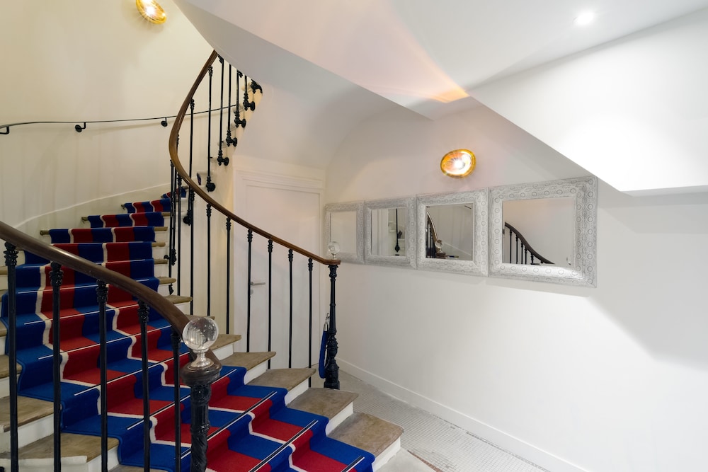 Hôtel 34B - Astotel — Hotel building in Paris, Ile-de-France