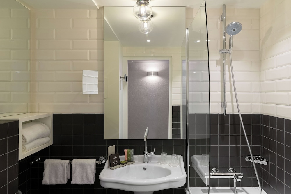 Hôtel 34B - Astotel — Hotel rooms in Paris, Ile-de-France