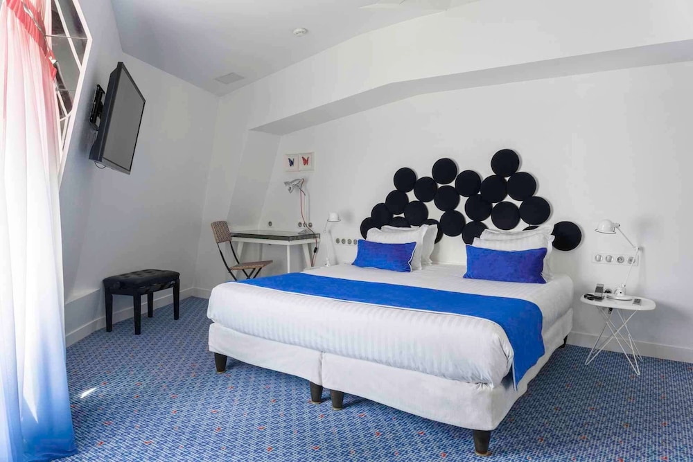 Hôtel 34B - Astotel — Hotel rooms in Paris, Ile-de-France