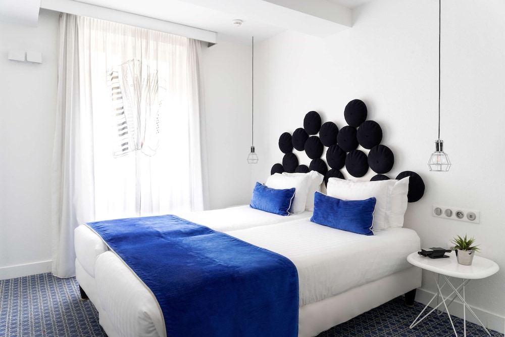 Hôtel 34B - Astotel — Hotel rooms in Paris, Ile-de-France