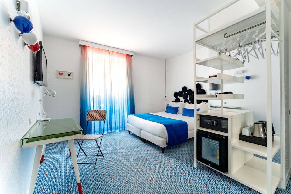 Hôtel 34B - Astotel — Hotel rooms in Paris, Ile-de-France