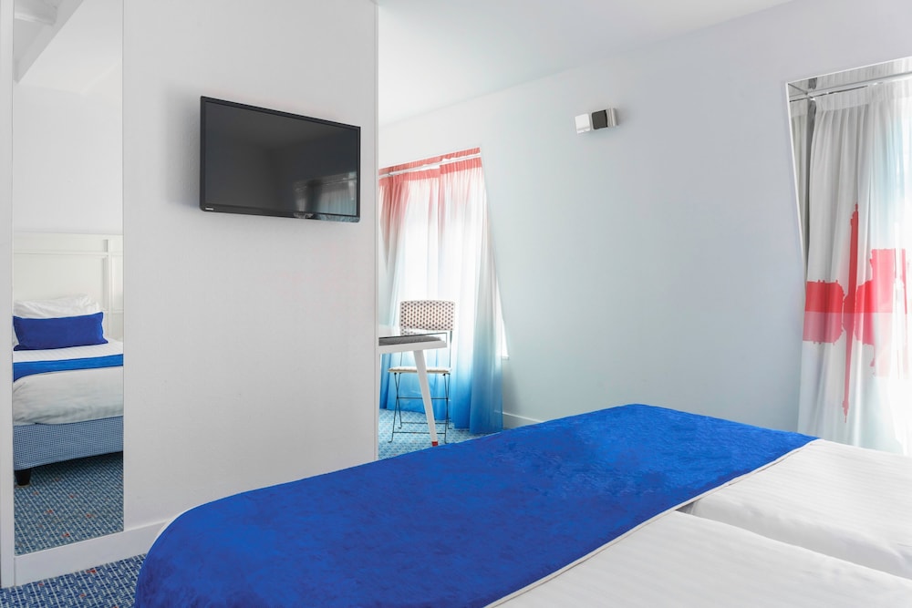 Hôtel 34B - Astotel — Hotel rooms in Paris, Ile-de-France
