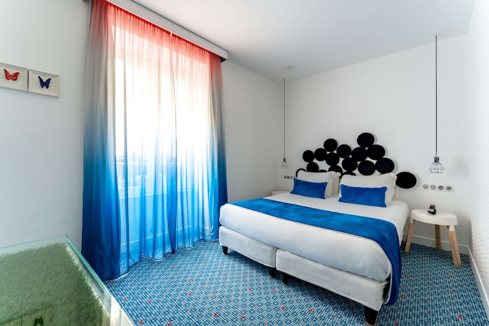 Hôtel 34B - Astotel — Hotel rooms in Paris, Ile-de-France