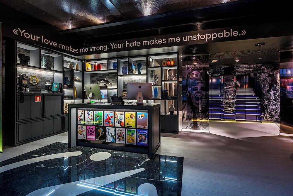 Pestana CR7 Lisboa — Hotel building in Lisbon, Lisboa
