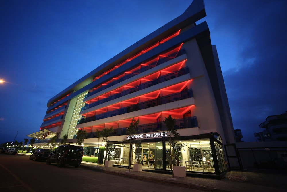 Sunprime C-Lounge Hotel - Adults Only — Hotel building in Alanya