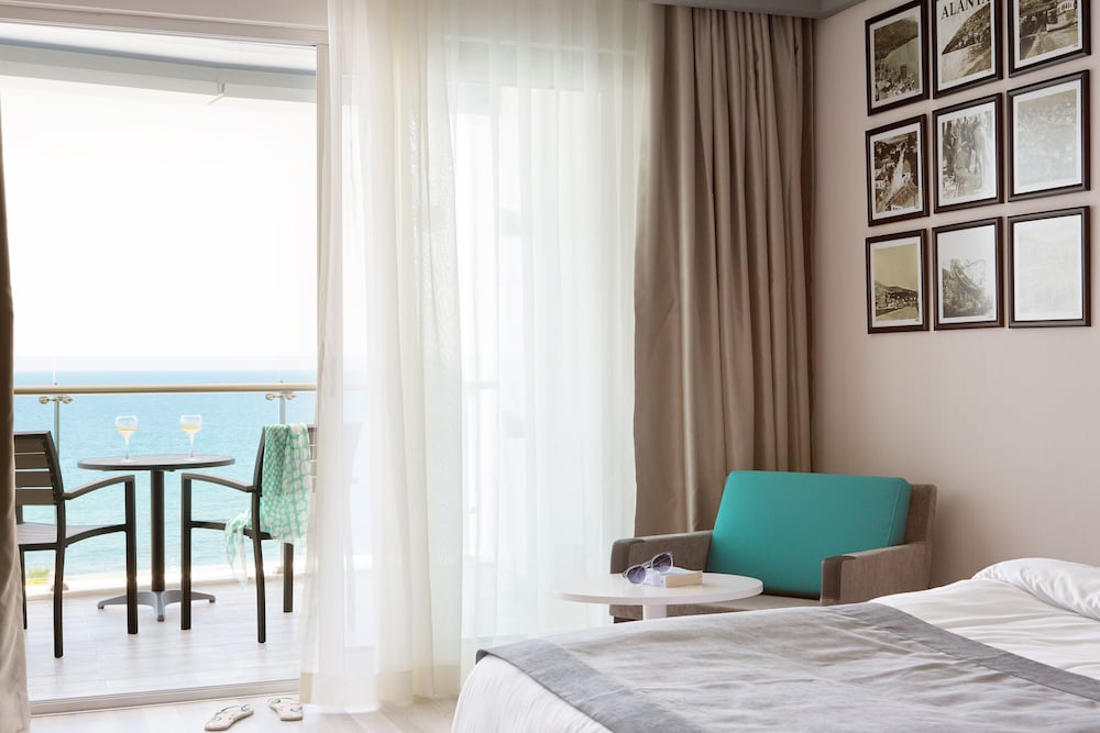 Sunprime C-Lounge Hotel - Adults Only — Hotel rooms in Alanya