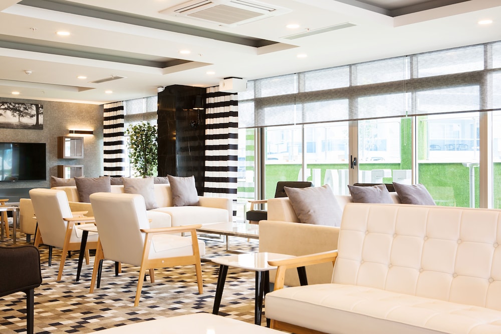 Sunprime C-Lounge Hotel - Adults Only — Hotel building in Alanya