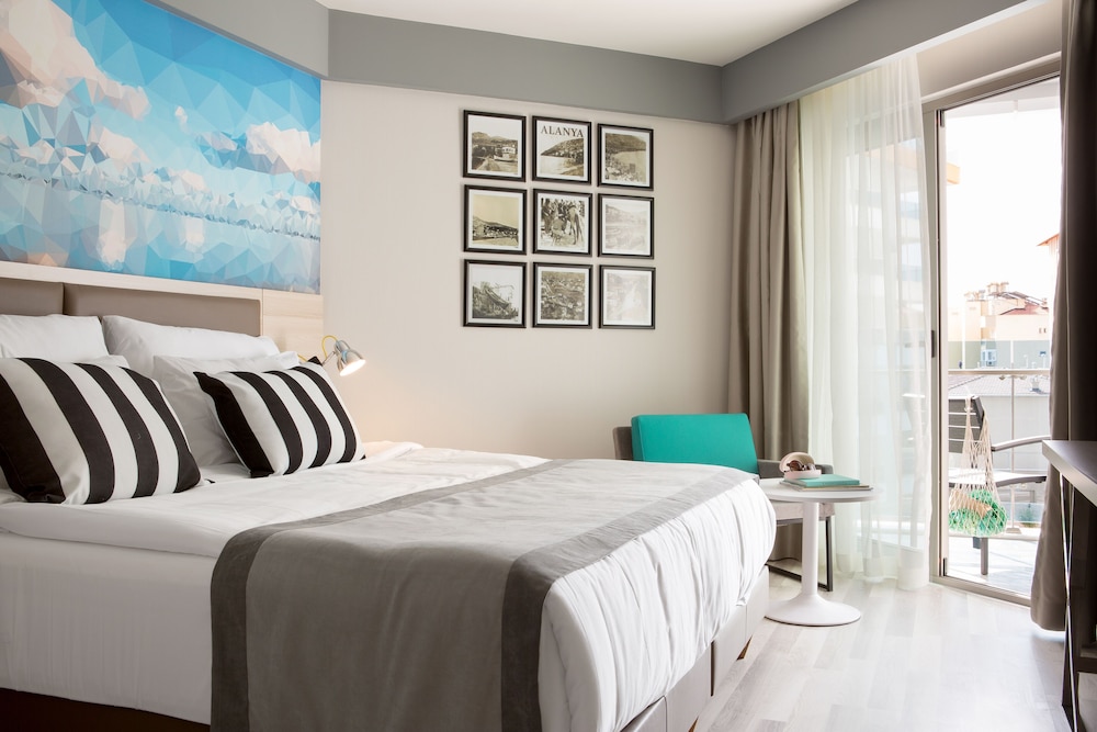 Sunprime C-Lounge Hotel - Adults Only — Hotel rooms in Alanya