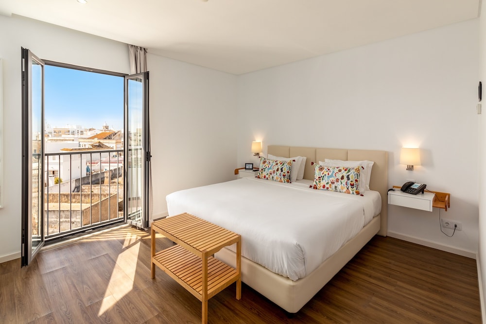 Hotel Cidade de Olhão — Hotel rooms in Olhão, Faro