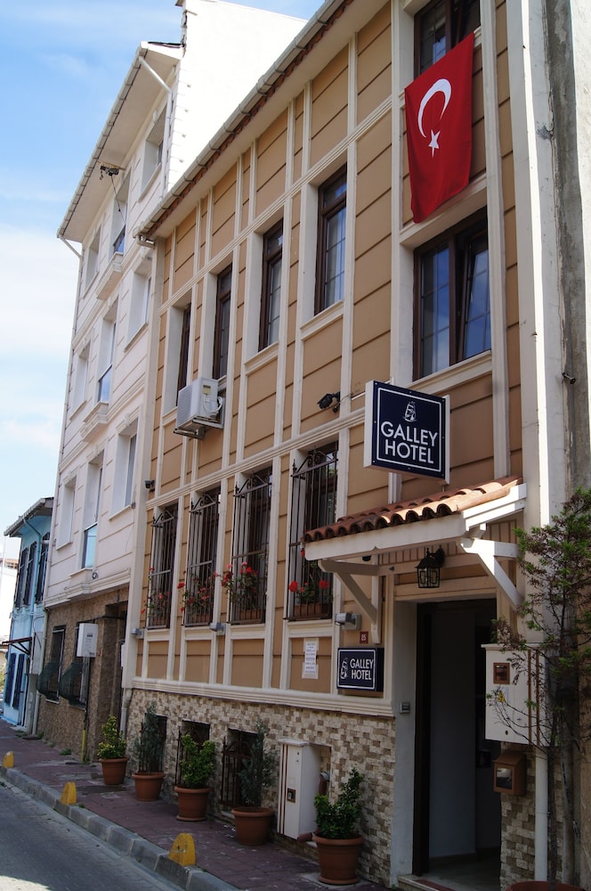 Galley Hotel — Hotel building in Istanbul, Istanbul