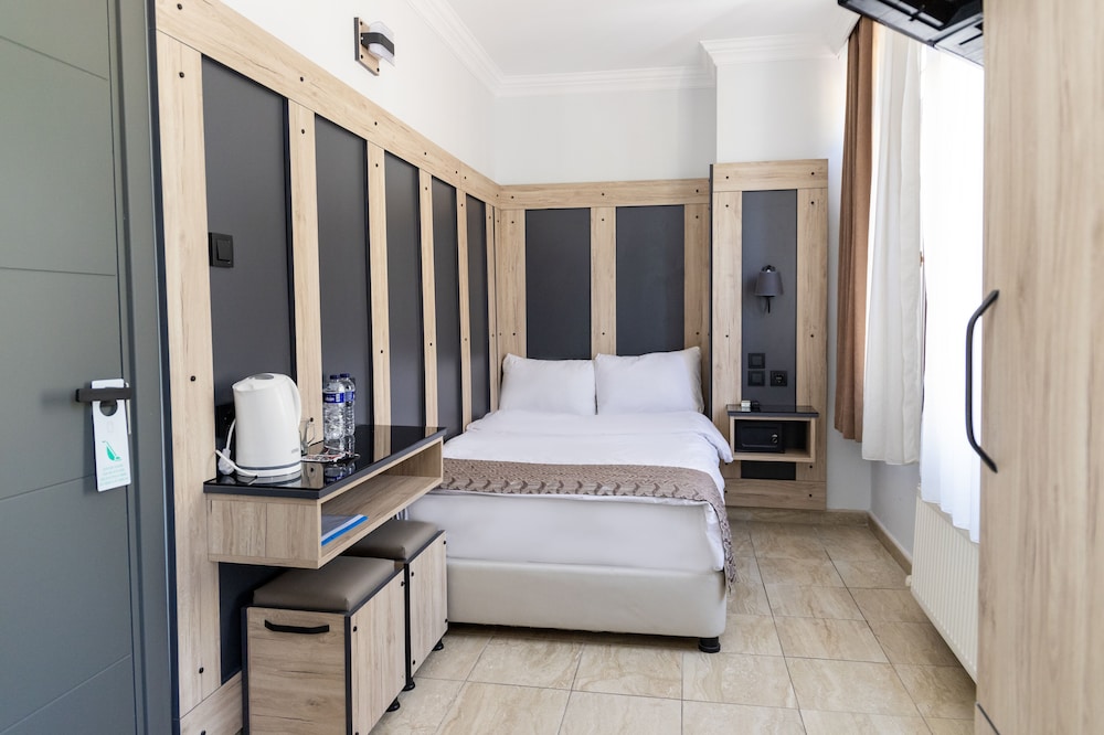 Galley Hotel — Hotel rooms in Istanbul, Istanbul