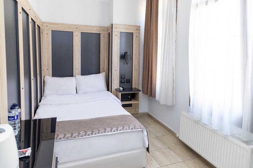 Galley Hotel — Hotel rooms in Istanbul, Istanbul
