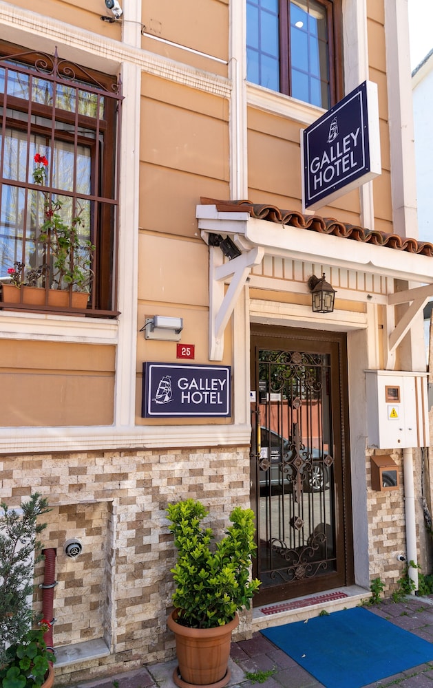 Galley Hotel — Hotel building in Istanbul, Istanbul