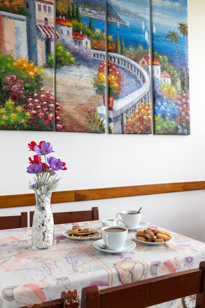Galley Hotel — Restaurant & bars in Istanbul, Istanbul