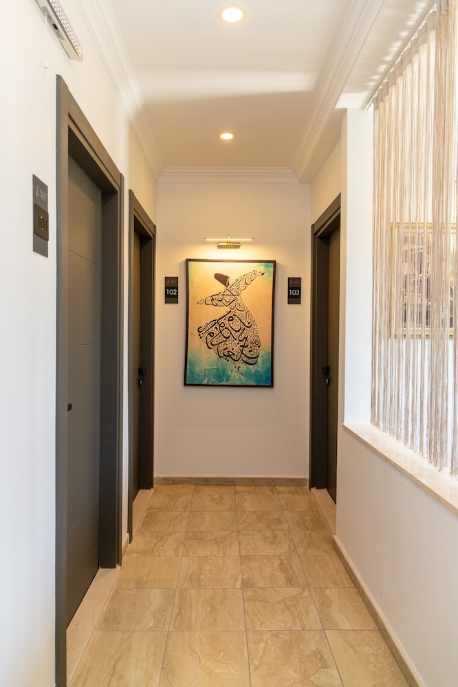 Galley Hotel — Hotel building in Istanbul, Istanbul