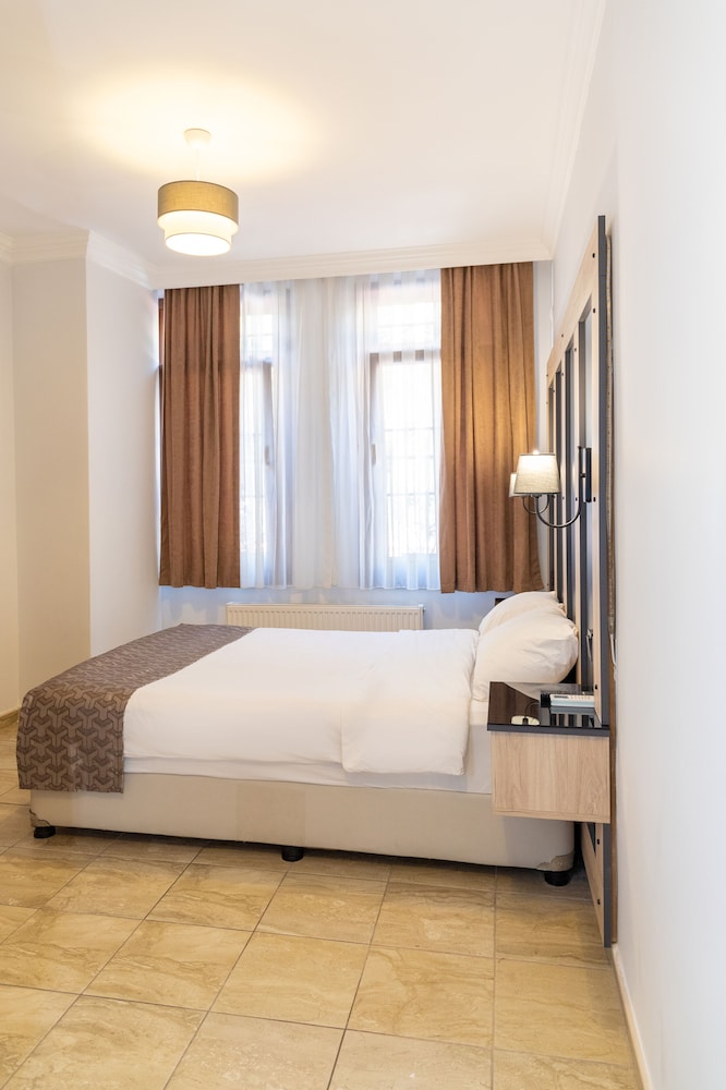 Galley Hotel — Hotel rooms in Istanbul, Istanbul