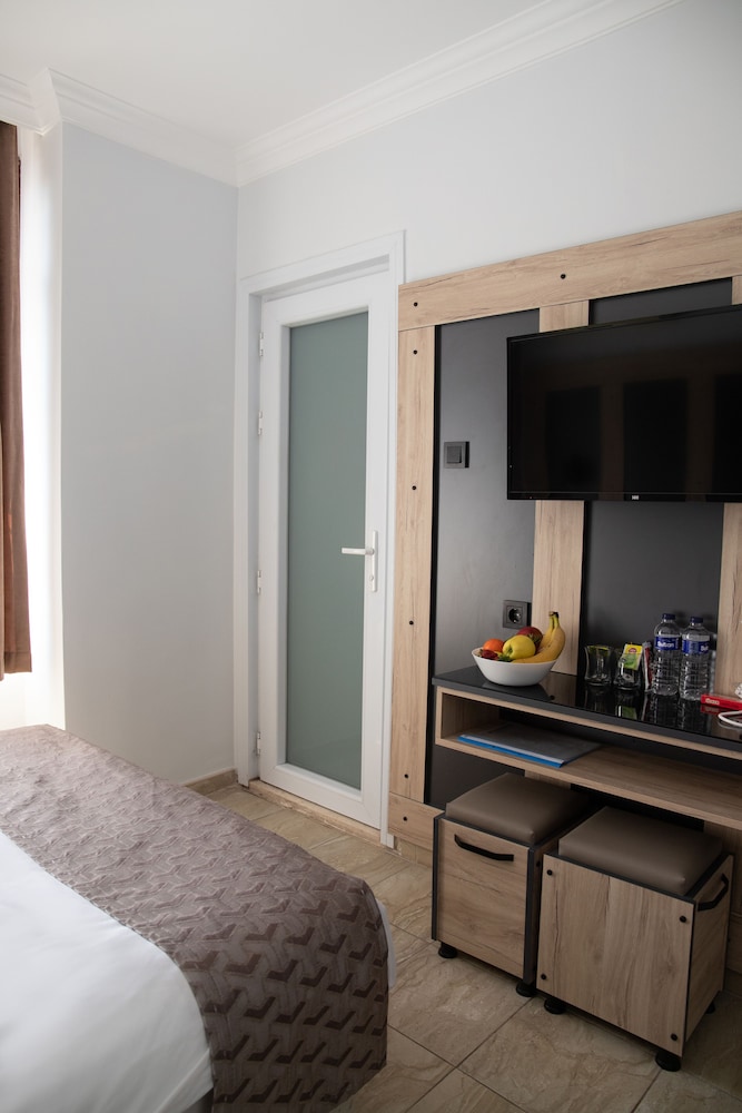 Galley Hotel — Hotel rooms in Istanbul, Istanbul