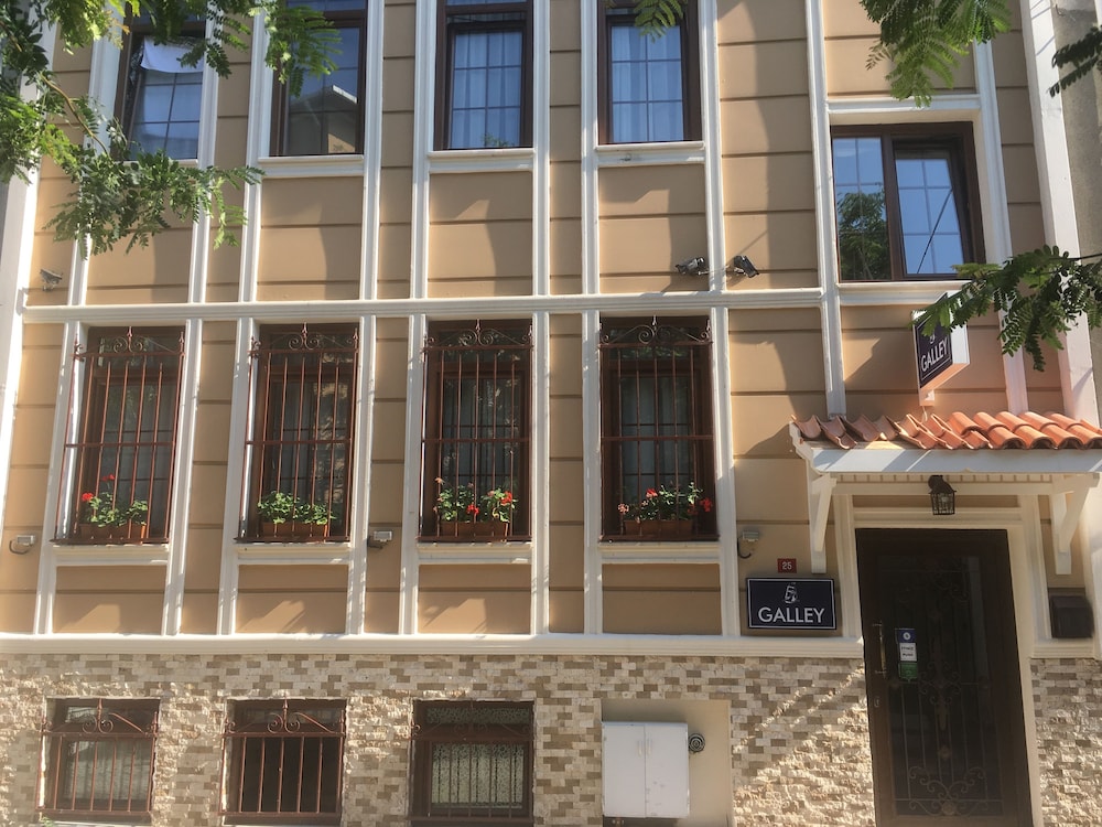 Galley Hotel — Hotel building in Istanbul, Istanbul