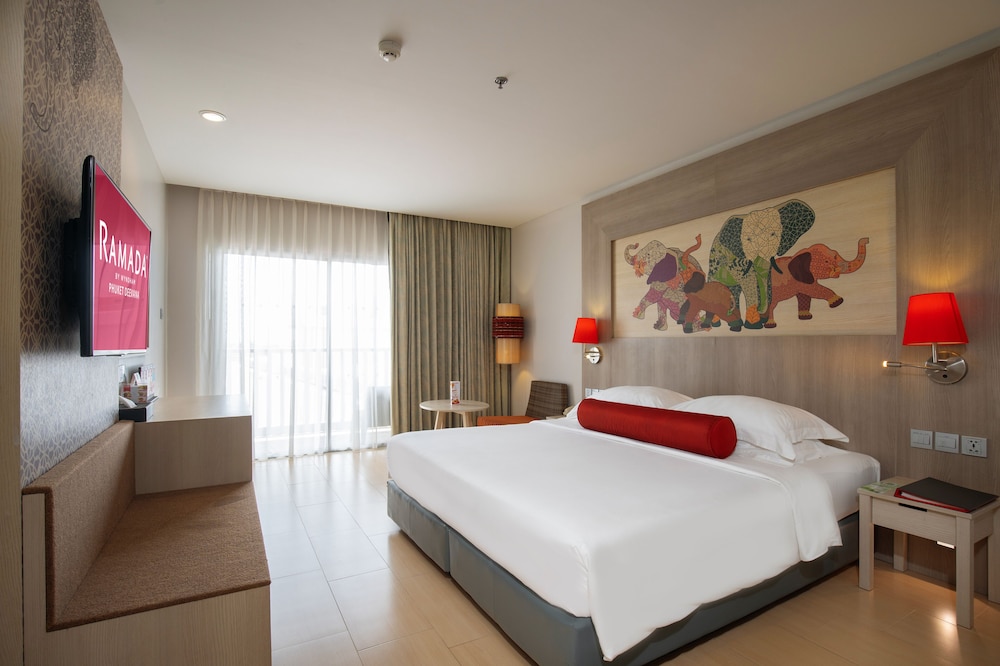 Ramada by Wyndham Phuket Deevana — Hotel rooms in Patong Beach, Phuket Province