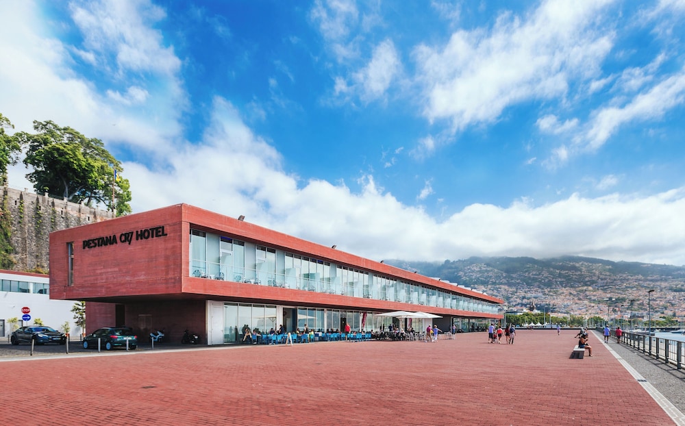 Pestana CR7 Funchal — Hotel building in Funchal, Madeira