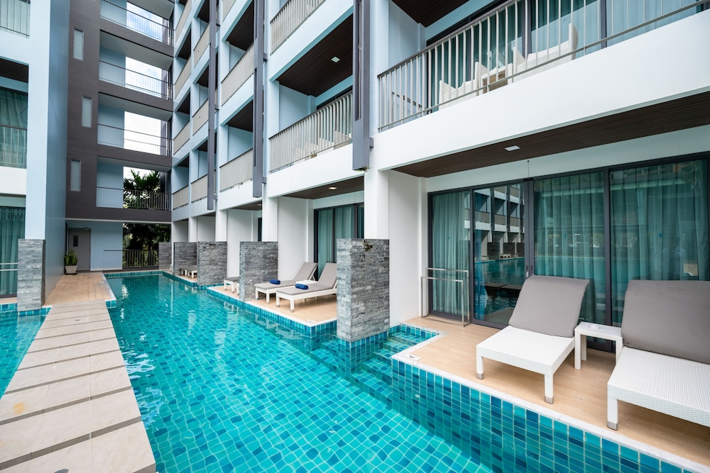 BlueSotel Krabi Ao Nang Beach — Swimming pool in Ao Nang, Krabi