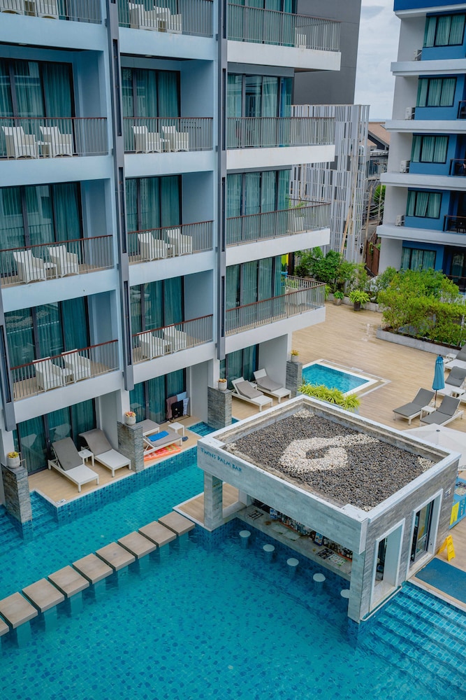 BlueSotel Krabi Ao Nang Beach — Hotel building in Ao Nang, Krabi