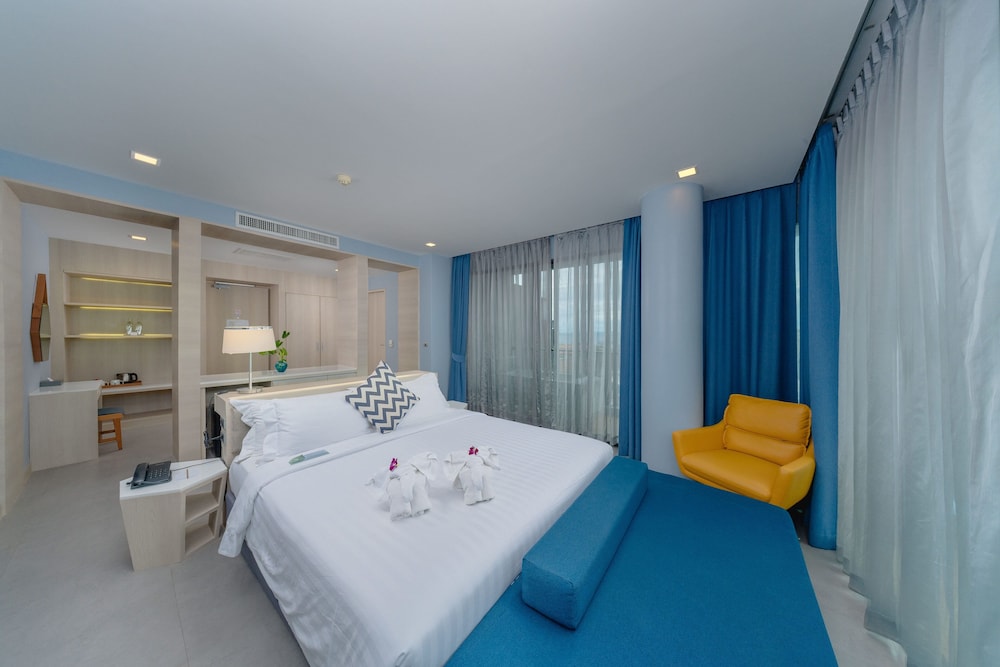 BlueSotel Krabi Ao Nang Beach — Hotel rooms in Ao Nang, Krabi