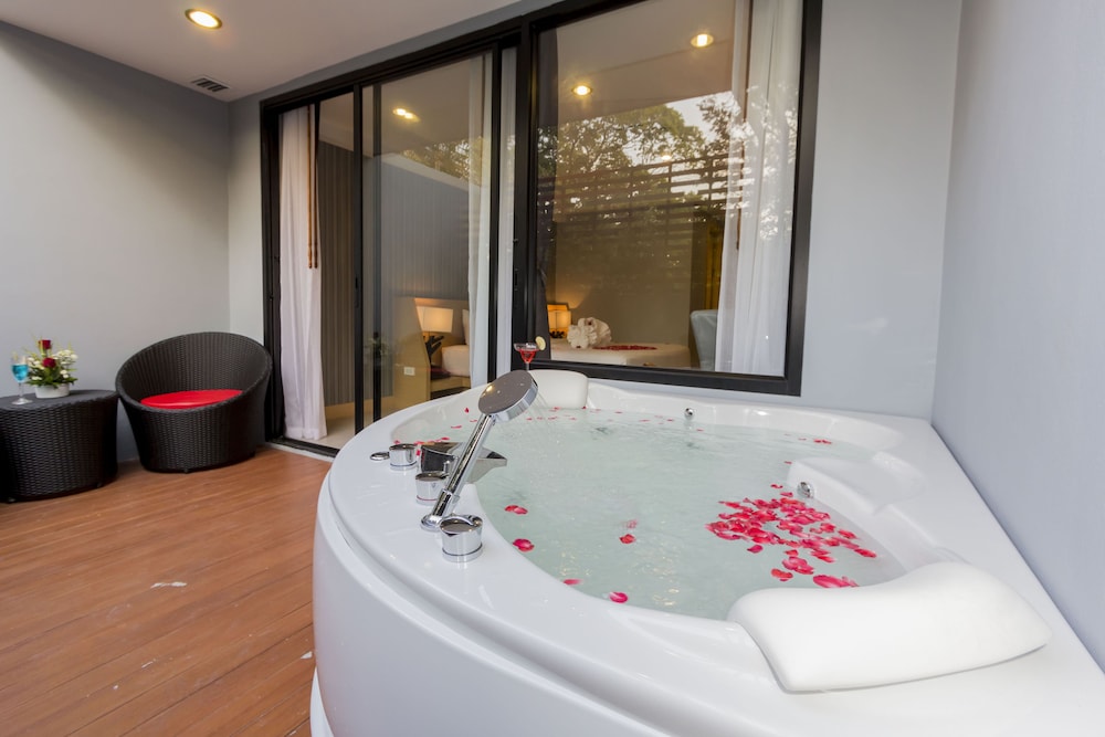 Apple A Day Resort Krabi Aonang Beach — Spa in Ao Nang, Krabi