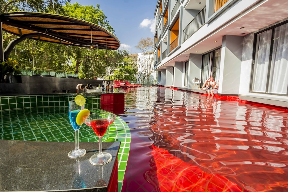 Apple A Day Resort Krabi Aonang Beach — Restaurant & bars in Ao Nang, Krabi