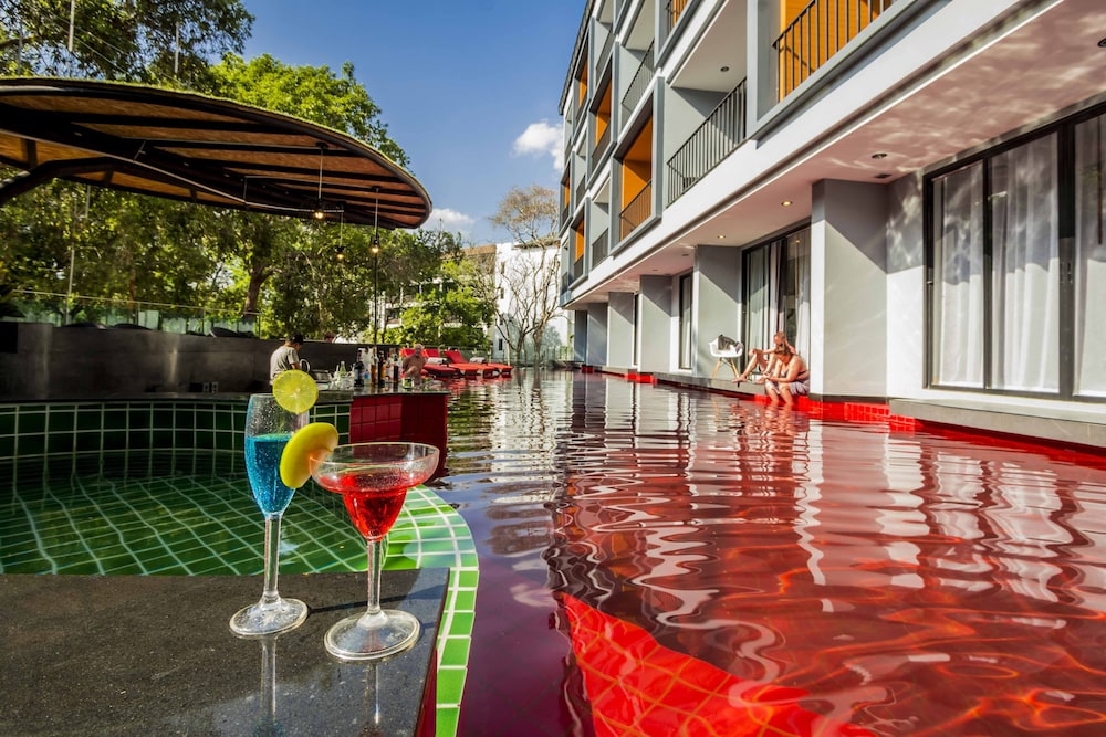 Apple A Day Resort Krabi Aonang Beach — Hotel building in Ao Nang, Krabi