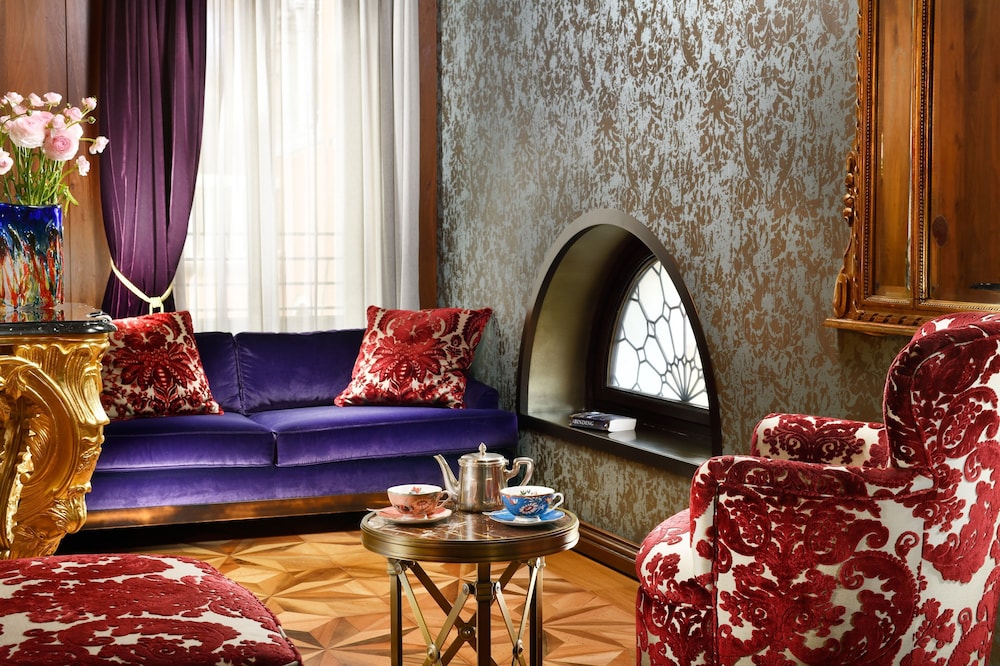 Palazzo Venart Luxury Hotel — Hotel rooms in Venice, Veneto