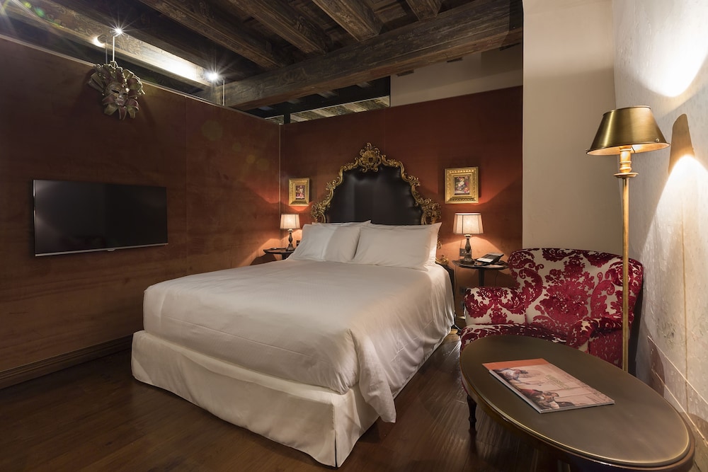 Palazzo Venart Luxury Hotel — Hotel rooms in Venice, Veneto