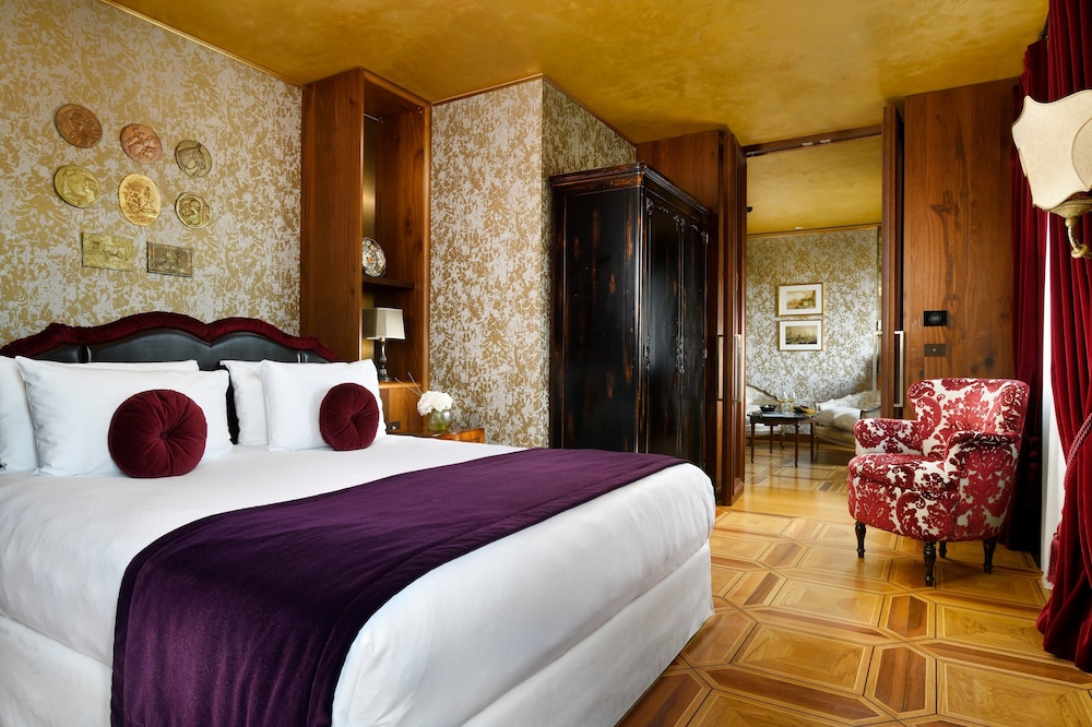 Palazzo Venart Luxury Hotel — Hotel rooms in Venice, Veneto
