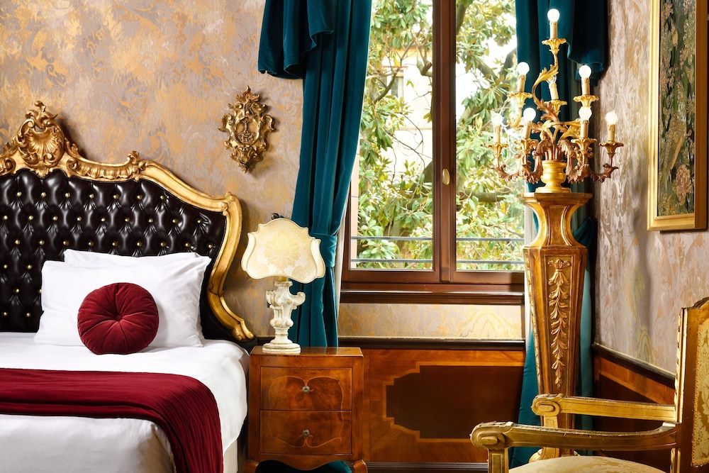 Palazzo Venart Luxury Hotel — Hotel rooms in Venice, Veneto