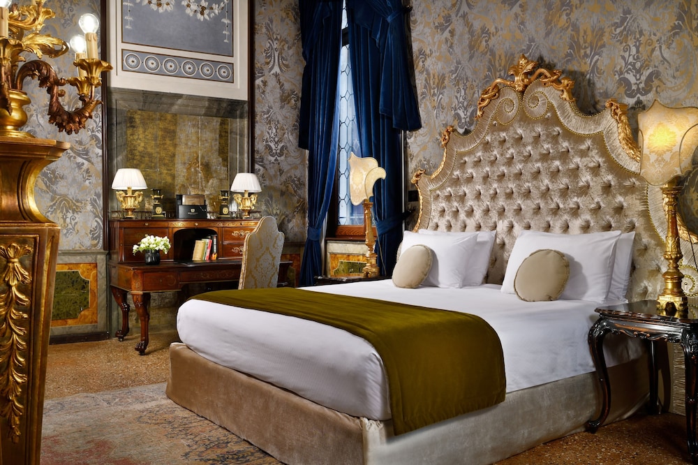 Palazzo Venart Luxury Hotel — Hotel rooms in Venice, Veneto