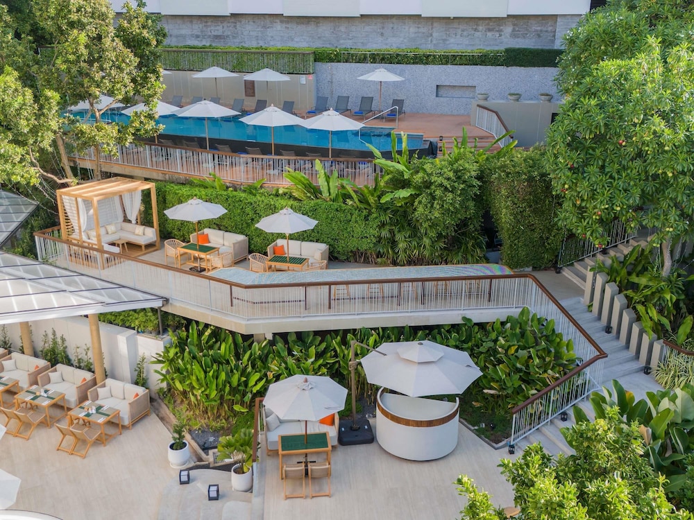 Andaman Beach Hotel Phuket - Handwritten Collection by Accor — Hotel building in Patong Beach, Phuket Province