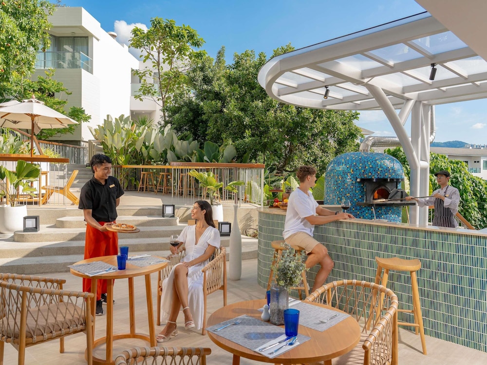 Andaman Beach Hotel Phuket - Handwritten Collection by Accor — Restaurant & bars in Patong Beach, Phuket Province