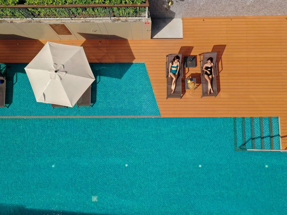 Andaman Beach Hotel Phuket - Handwritten Collection by Accor — Swimming pool in Patong Beach, Phuket Province