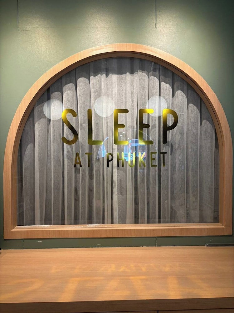 Sleep at Phuket — Hotel building in Phuket, Phuket Province