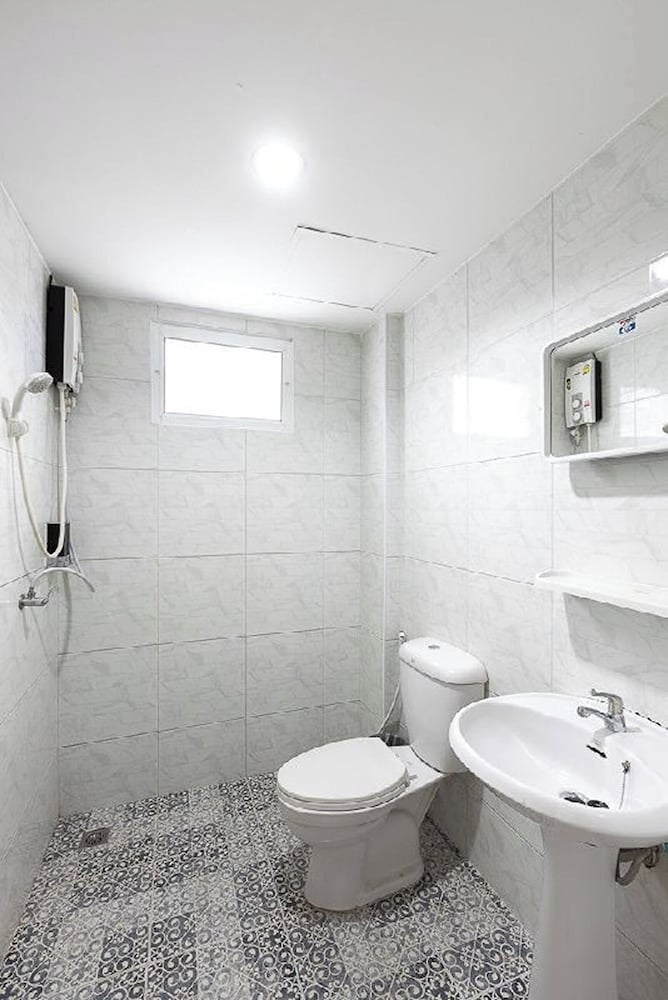 Sleep at Phuket — Hotel rooms in Phuket, Phuket Province